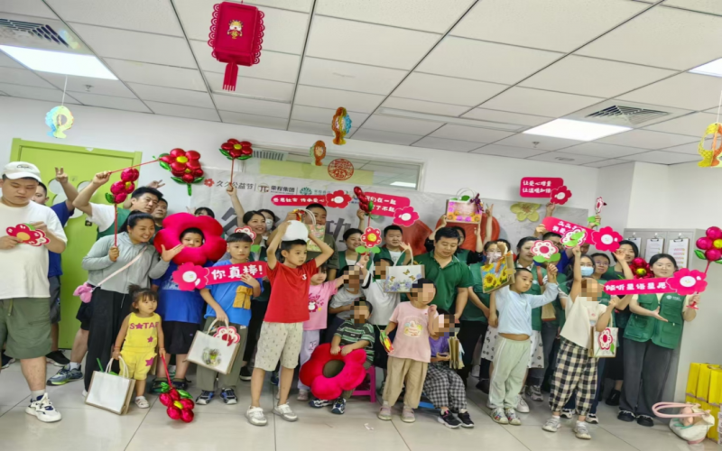 久久為功，有愛不孤獨(dú)